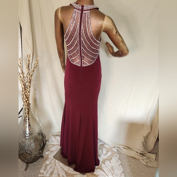💃 Say Yes to the Prom Burgundy Beaded Gown - Picture 8 of 14